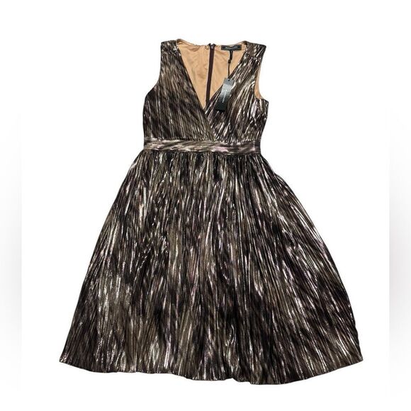 NWT womens BCBGMAXAZRIA purple gold Metallic knee length Dress size medium - Picture 3 of 10